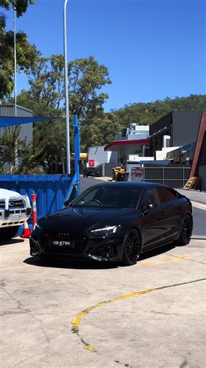 Transform Your Car with a Satisfying Clean