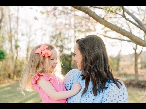 Spring Blooms Family Mini Session Cinematic Video