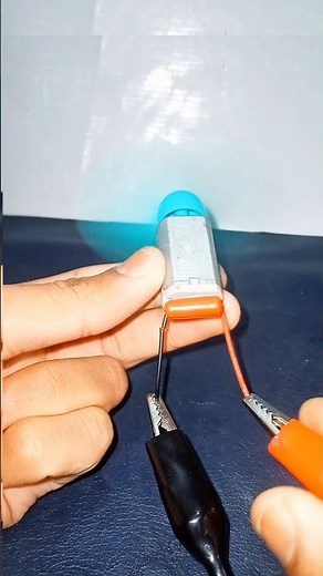 How a Capacitor Reduces Motor Noise with ceramic capacitor #shorts #capacitor