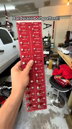 Thread checker_7535260297615985950 | 2Mary Mustafa