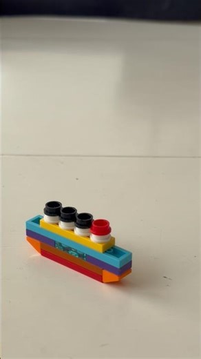 LEGO Classic Mini Titanic