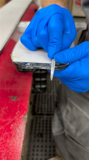 There’s nothing quite like a fresh peel. This is the moment when a ski goes from raw to ready. After the skis have come out of the press and hit the belts, we peel back this protective layer to reveal the topsheet underneath. Trust us, it’s as satisfying as it looks. Made in Utah. Built to last. #voilemfg #backcountryskiing #skitouring #telemarkskiing #madeinutah #skimanufacturing | Voile