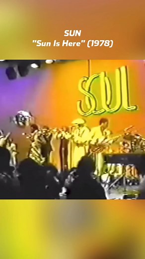 🔥🔥🔥 Repost from @souljamz_live We're here, Sun is here 🎶 #SUN 🌞 Sun is an R&B, soul, disco, and funk band that was formed in the mid-1970s and recorded prolifically for Capitol Records from 1976 to 1984. The band was founded by Byron Byrd in Dayton, Ohio, in 1976. Additional members included Kym Yancey, Chris Jones (later of Dayton (band)), Gary King, John Wagner, Hollis Melson, and Shawn Sandridge. (wikipedia.org) #70sFunk #SoulJamzLive #70sRnB #70sMusic #SoulTrain #OldSchoolMusic #GoodVib