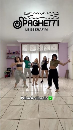 Showing our first rehearsal of 'SPAGHETTI' by LE SSERAFIM! #dance #kpop #spaghetti #lesserafim