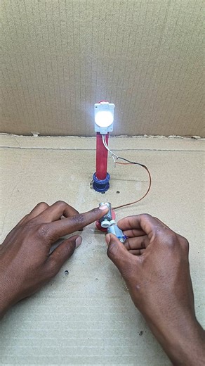 ⚡ Amazing Mini DC Motor Light Setup | Simple DIY Science Project 😱💡