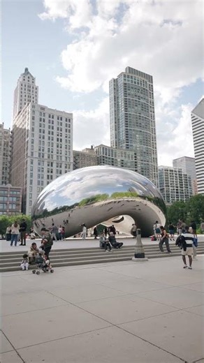 Skyscraper Dreams: Only in Chicago 🌆