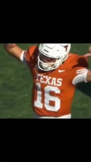 Arch Manning lit up Michigan....#archmanning #Texas #collegefootball #footballtiktok #texaslonghorns globa