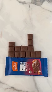 Quel défi est le plus difficile : se détacher d'un jeu vidéo addictif 🎮 ou résister à la tentation du chocolat une fois qu'on y a goûté 🍫 ? #Aiguebelle #Chocolat #Sweet #Delice | Aiguebelle