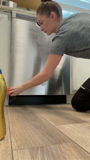#DontSpillChallenge #cleaningtok #cleaningmotivation... #Shorts #cleanhappyco