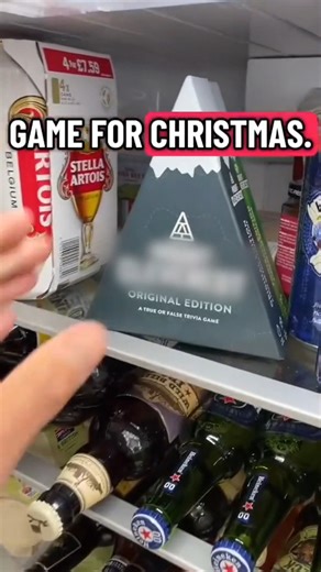 Best Christmas Day game - it’s fun for everyone and so simple to learn! Get ready for hilarious debates and mind-blowing quizzes😂👉 | Pluvia