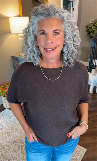 🤎 This sweater is seriously the perfect fall find! It’s soft, cozy, and made from a cotton cashmere blend that feels so luxurious. I couldn’t resist grabbing it in two colors (oatmeal and mocha), and now I want more! I’m wearing a size small here for that just-right fit. 🤎Comment SHOP to get the links for everything sent to your DM’s! OTHER ways to shop: ⬇️⬇️⬇️ *Link will be in Stories - Check Stories often *Links will be saved to my SEPTEMBER highlight bubble (find that below my bio) *Click l