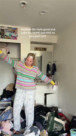 my ADHD has fomo #adhd #adhdawareness #adhdselfimprovement #adhdinwomen #neurodivergent #audhd