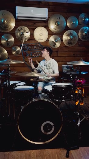 Ethan Church on Instagram: "This song HAS to be in my top 10 of the year 🩵🤘🏼Two and a half minutes of pure CHAOS and one of the HARDEST riffs out there 😤 Who doesn’t love @turnstileluvconnection?! 🫡 Huge shoutout to the legend himself @danielfang for laying down some of the TIGHTEST and nastiest drums on the new record - and everything before it! Truly one of the most talented drummers in the scene and a massive inspiration to my playing ❤️ Who else has @turnstileluvconnection’s latest reco