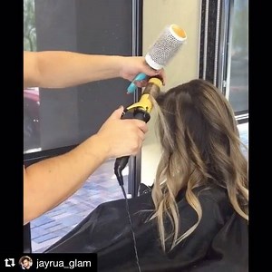 298K views · 1.3K reactions | Curling tutorial video ▶️ by @jayrua_glam Curling away from the face on each side with a 1.5 iron. Leaving the tips out of the iron and blow out her front section for volume and curl to continue the wave pattern. | Jayrua_glam Hair Salon | Facebook