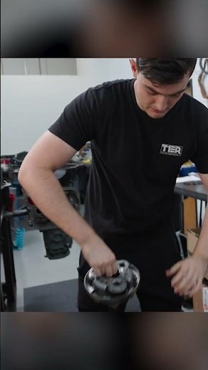 Installing the Output Assembly in a 725HP 10R80 Transmission! #ford #f150 #raptor #transmission