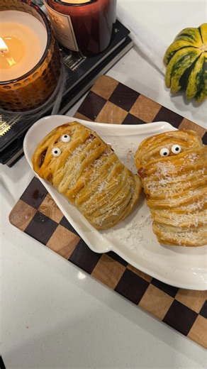 177 reactions · 29 shares | Mummies Pizza  Ingredientes: • Masa de...