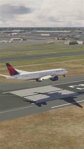 DRAMATIC Delta Airlines 777 Landing in Fiumicino!✈️