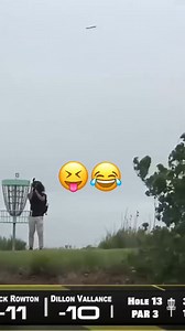 Funny frisbee fail 🤣🤣 #funny #fails #funnyvideos #fyp #foryou #omg #haha #fun #usa #happy #fblifestyle | UsFunniestvideo