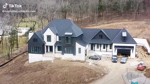 Wanna see the inside? This is one of my new favorites and we went all out. #luxuryhomes #construction #nashville #luxuryhomesnashville