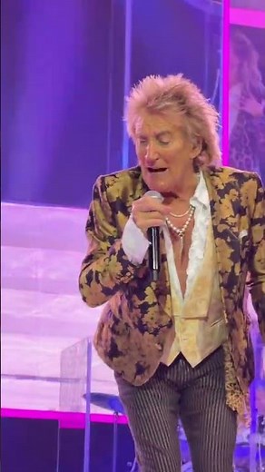 United kingdom 🇬🇧 click on my bio and message me on telegram #rodstewart