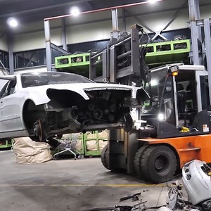Have you ever seen a Disassembly Process of a Mercedes-Benz Car? | Mega Factories