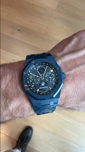 First Look: The New ‪@audemarspiguet‬ Royal Oak Perpetual Calendar Selfwinding #26674CD.