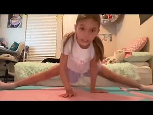Stretch With My Little Sister 🤸‍♀️ Fun & Easy Flexibility Routine for Beginners