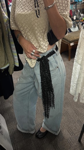 EmilyElizabeth Beaney✞ on Instagram: "which piece was your favorite?⭐️💛⭐️ • • • #thrift #thrifthaul #shopping #thriftwithme #shoppinghaul outfitinspo vintage fashion"