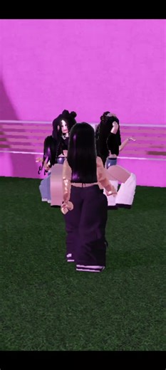 Dale atu cuerpo alegría Macarena 🪐🫶🏻🫶🏻 . . . codes ala hermosa de @DiRoblox🖤 🧸