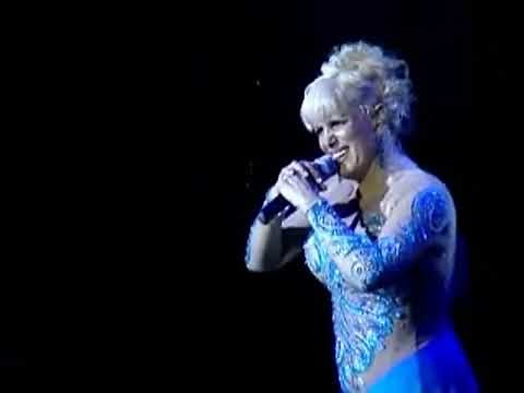 VALERIA LYNCH - "Mentira"