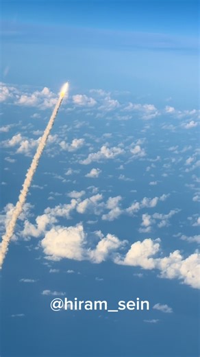 Volviendo del partido de Portugal 🇵🇹 … y de la nada esto 🚀🤯 Timing perfecto. Vista imposible de repetir. #artemisii #nasa #fyp #viral #perfecttiming