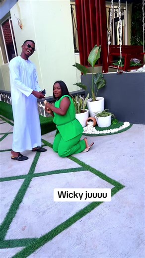 Wicky Beddings: Insights from the Moderator of Moderators