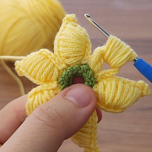 319K views · 10K reactions | ⚡Amazing Would you like to make a wonderful crochet keychain with me!!! then this video is for you | Knitting & Crochet World | Facebook