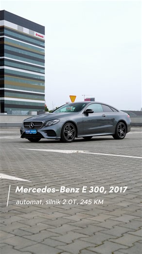 Mercedes-Benz E 300 elegancja i moc w jednym. 💎 Benzynowy silnik 245 KM współpracujący z automatyczną skrzynią daje płynną, dynamiczną jazdę, a smukła sylwetka coupe od razu zdradza sportowy charakter. Wnętrze oferuje ciszę, elegancję i komfort, które docenisz podczas każdej trasy. ✨ https://www.aaaauto.pl/mercedes/e.html | AAA AUTO Polska