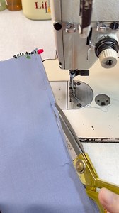 Sewing tips and tricks sewing tutorial. ᰔᩚᰔᩚᰔᩚᰔᩚᰔᩚ👗👚👖✂️✂️ #design #pattern #fashion #style #moda #tailor #gamis #sewing #jahit #dikiş #tutorial #inspiration #inspirasi #ideas #creative #dress #celana #rok #model #diy #trend #hobby #creator #AI #editing #edit #senivisual #visual #visualart #Jeans | Wahyuni R M