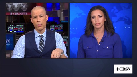 Huge cargo ship blocks Suez Canal