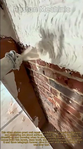 DIY Renovation Tips: Mastering Wall Spackling and Plastering Techniques