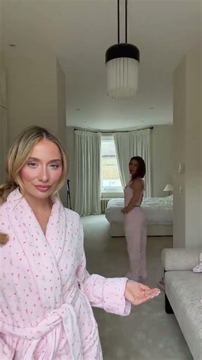 On set, how’d we do?? @Imogen Cribb @girluniform #saffronbarker #shorts