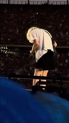 🎸 AC/DC Turn Familiar Power Into Fresh Impact When the Band Refuses to Waste a Single Motion ⚡