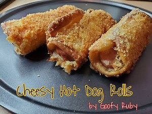 Cheesy Hot Dog Rolls by Goofy Ruby
