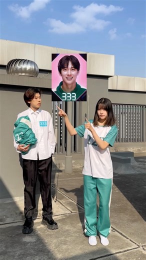 Look 333’s reaction🤣#squidgame #player222 #player333 #dance #cosplay