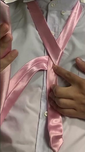 Easy step to tie a single windsor knot