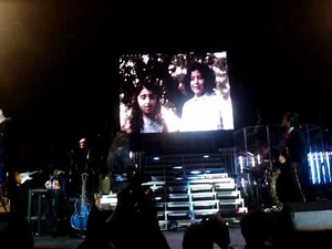 Alejandro Fernandez cumpleanos y le cantan las mananitas