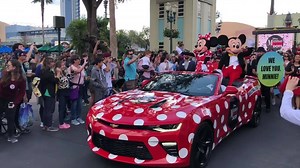 82K views · 2.4K reactions | Minnie Mouse is on her way to Hollywood to get a star on the Walk of Fame! | WDW News Today | Facebook