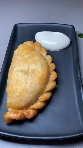 20K views · 75 reactions | Apple & Butter Pecan Infused Goat Cheese Empanada 襤 #empanada #empanadas | Foody Fetish | Facebook