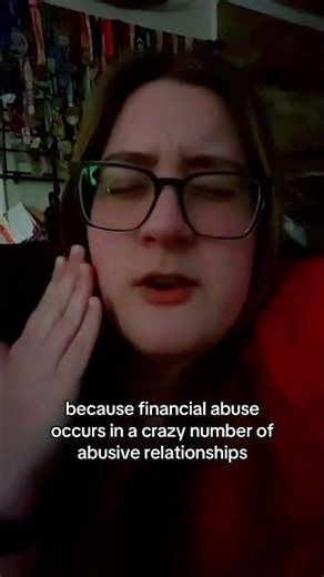 You would think a trauma therapist would know basic dynamics of DV 🤷🏼‍♀️ #dvadvocate #dvsurvivor