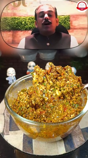 Kitchen Tips Of Alka on Instagram: "Lunch Ke Saath Achaar Jaroor Khao | Lehsun Adrak Mirch Ka Achaar #acharyamanish #mirchachaar #viral #viralcelebrityrecipe #celebrityrecipe . . . . . . (celebrityfood celebrityshorts viralrecipe picklerecipe achaarrecipe lehsunachaar adrakkaachar ayurveda manishacharya glowingskintips homeremedies viral celebsstyle youtubeshorts) 🍽️ About This Video: This is a collaborative video made for educational and informational purposes. 👨‍🍳 Credits: Original Clips / 