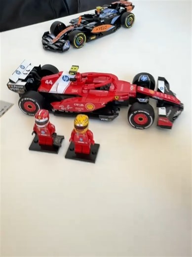 Construye hermosos autos de Lego paso a paso