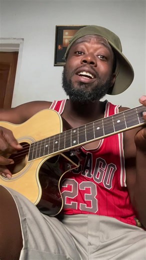 This table de3, make u ppl no cry ooo😂😂😂 the abroappl are touching down this December 😂😂 Ladies are u ready😂 You chop the money finish now he is going to chop ur …..😂😂 | Joe Kuntani