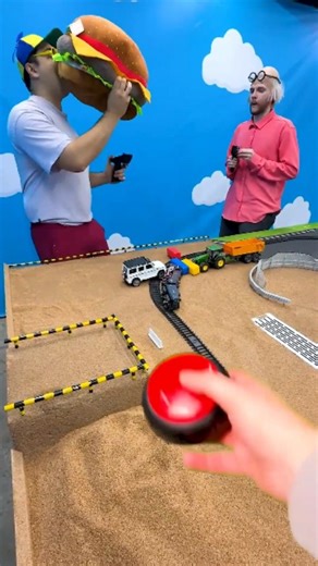 constructionsite.rc | RC cars and train crash 🆘 _builderc | Instagram